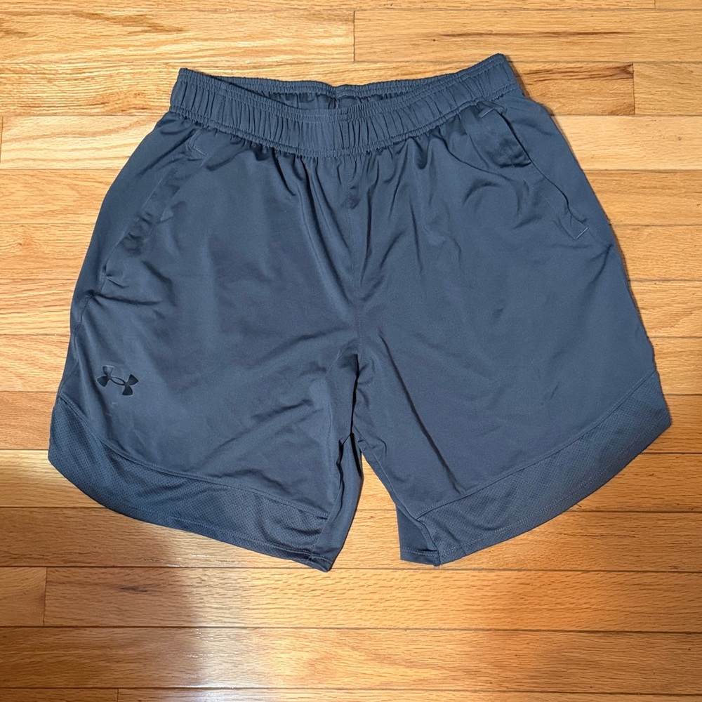 Under Armour Men's Dark Gray Athletic Shorts
